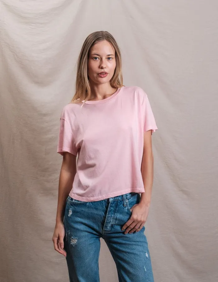 Sundry Clothing Tees Women Butter Soft Boxy Crop In Ballet Pink Ballet Pink