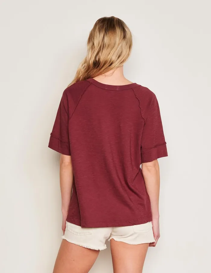 Sundry Clothing Tees Women Women039s Boyfriend Tee In Merlot Merlot Sundry Clothing Tees Women Women039s Boyfriend Tee In Merlot Merlot