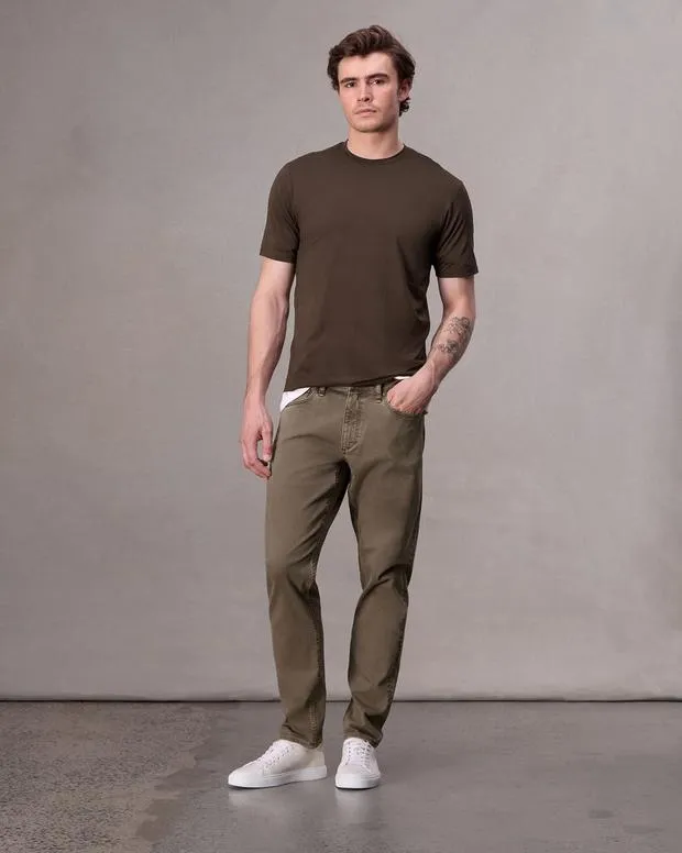 TShirts and Henleys Classic Tech Jersey Tee OmbreSaluteSkyscraperSlate BrownWhite 8211 rag and bone Men