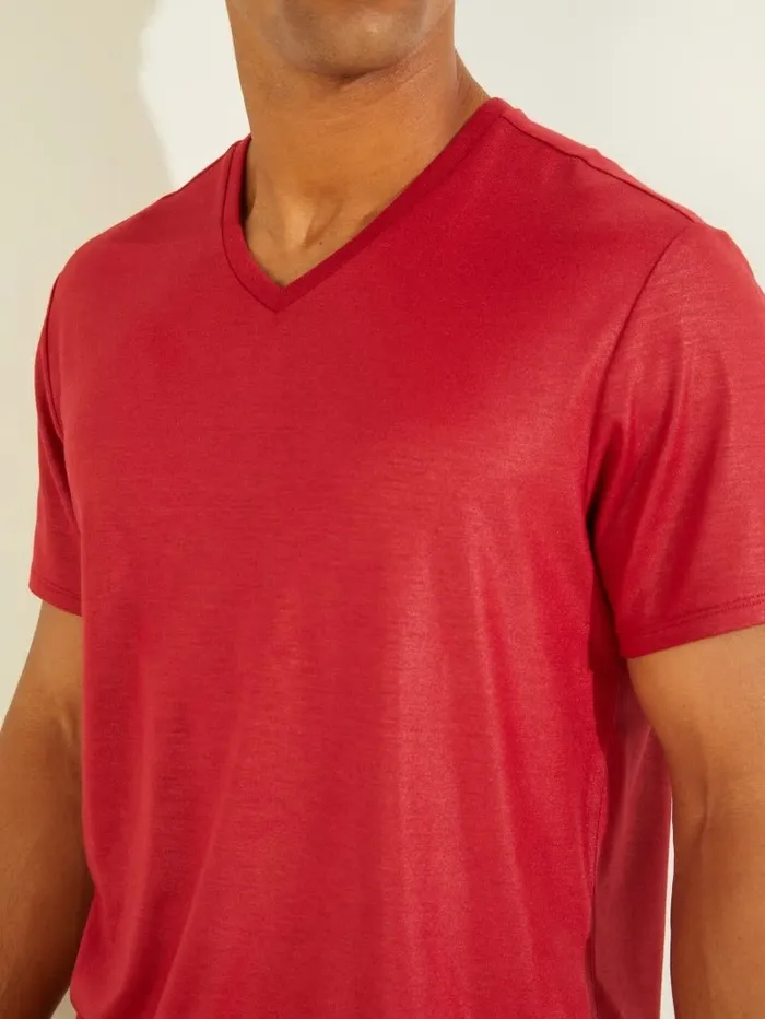 TShirts and Tanks Men GUESS Mason VNeck Tee Chili Red
