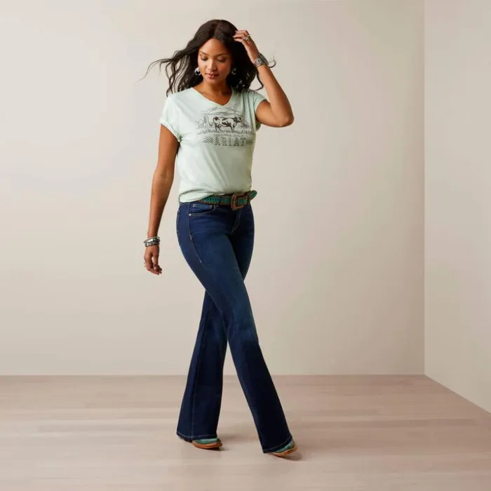 TShirts and Tops Women Ariat Serene Tee TShirt Frosty Green TShirts and Tops Women Ariat Serene Tee TShirt Frosty Green