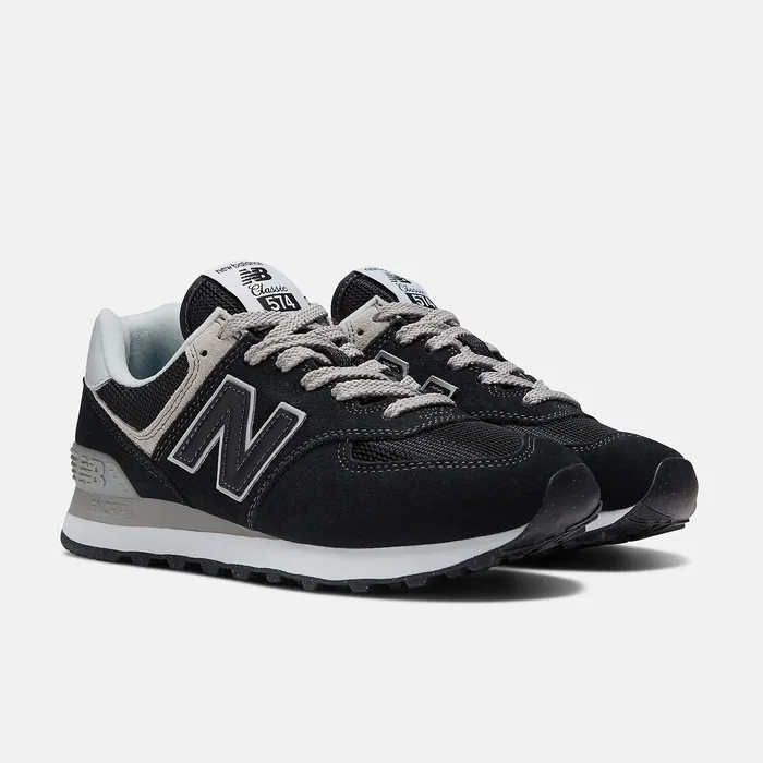 Women 574 Core Black with White Lifestyle New Balance