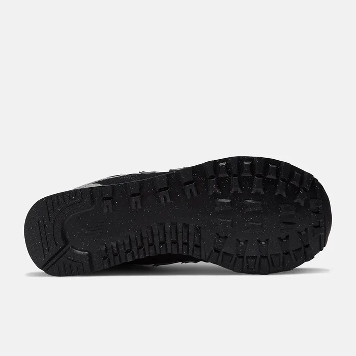 Women 574 Core Black with White Lifestyle New Balance