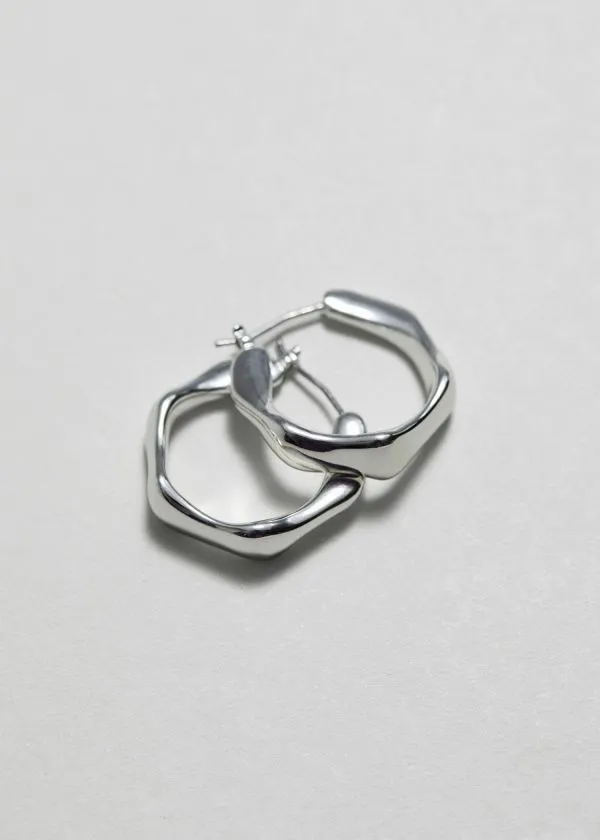 Women Earrings and Other Stories Wavy Hoop Earrings Silver
