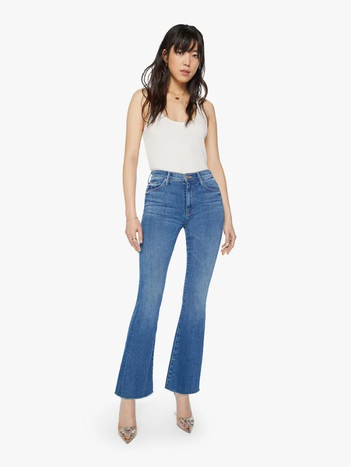 Women Flare Mother Denim The Weekender Fray Wash A Groovy Kind Of Love Women Flare Mother Denim The Weekender Fray Wash A Groovy Kind Of Love