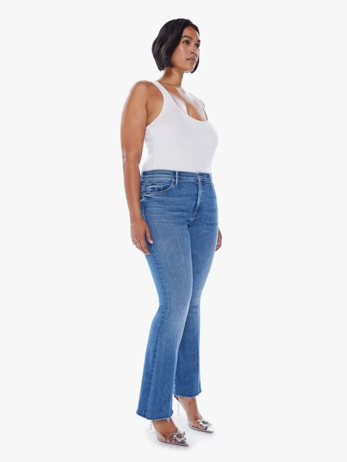 Women Flare Mother Denim The Weekender Fray Wash A Groovy Kind Of Love Women Flare Mother Denim The Weekender Fray Wash A Groovy Kind Of Love