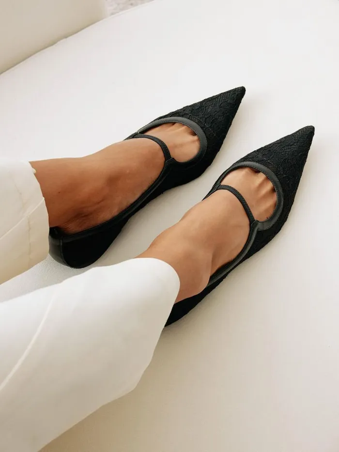 Women Fleur Lace Flat Black Lisa Says Gah Flats