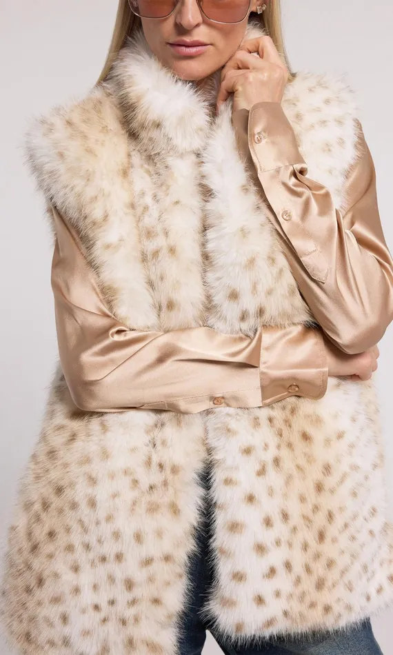 Women Generation Love Clothing Outerwear Mimi Leopard Faux Fur Vest Snow Leopard