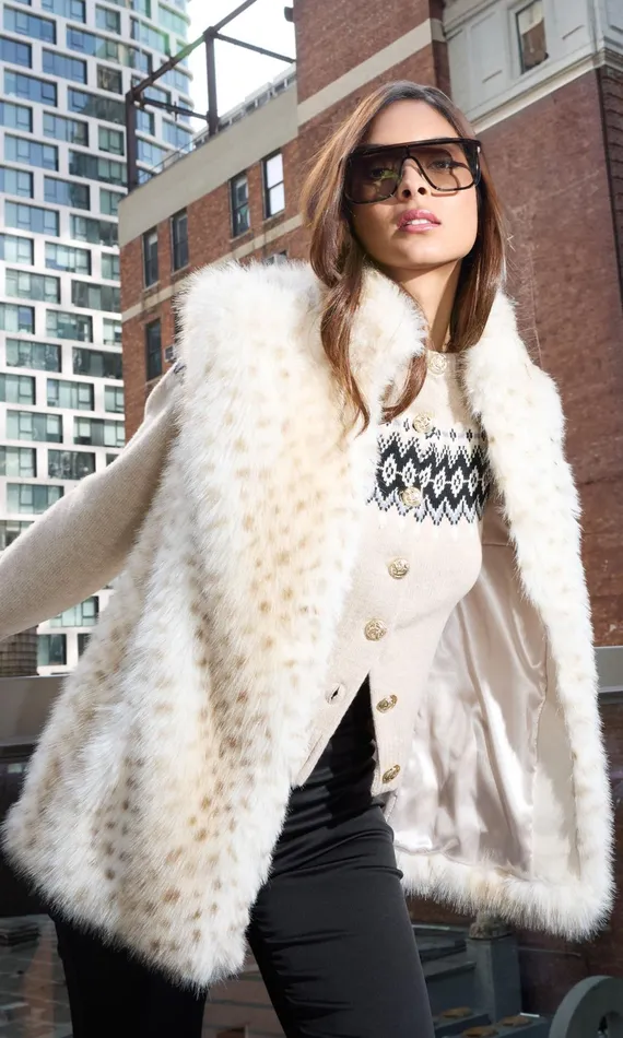 Women Generation Love Clothing Outerwear Mimi Leopard Faux Fur Vest Snow Leopard