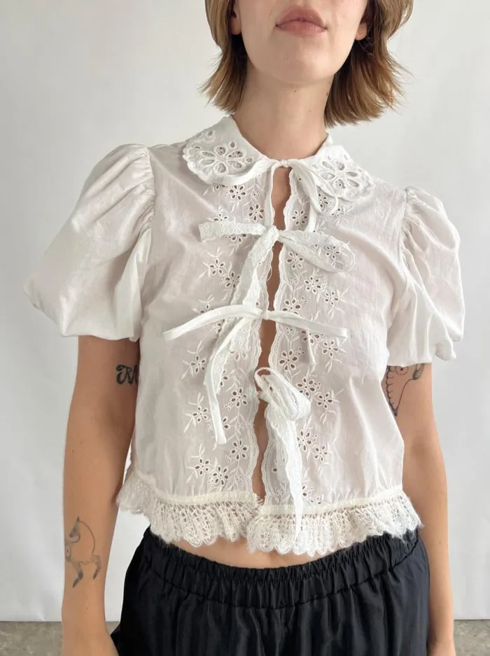 Women Goat Eyelet Blouse White Lisa Says Gah Tops
