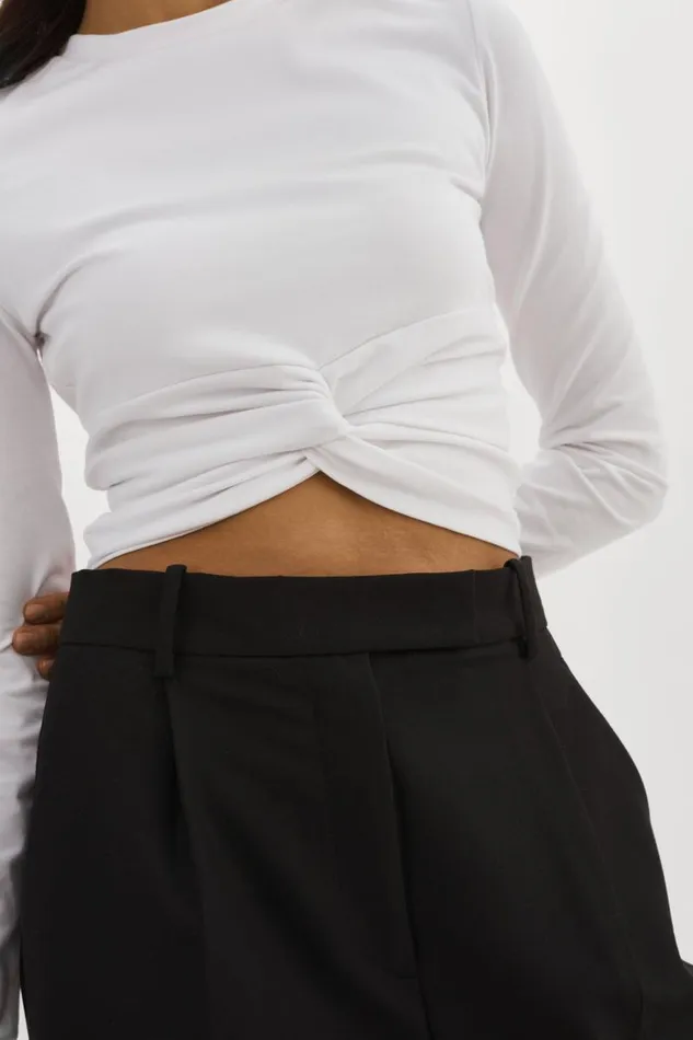 Women KSENIA Twist Top White LAMARQUE Tops Women KSENIA Twist Top White LAMARQUE Tops