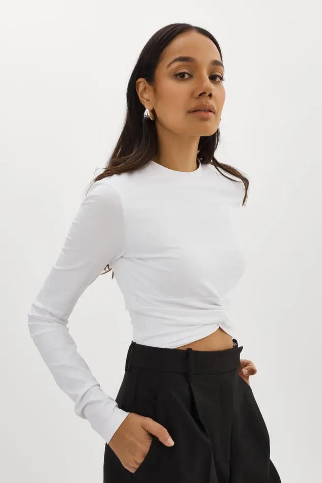 Women KSENIA Twist Top White LAMARQUE Tops Women KSENIA Twist Top White LAMARQUE Tops