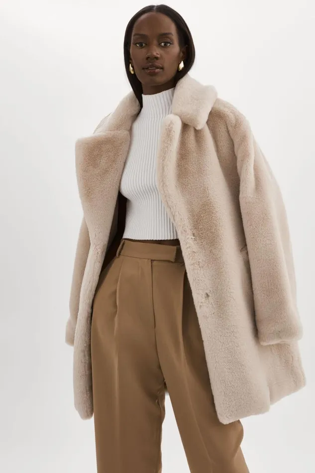 Women LINNEA Faux Fur Coat Oat LAMARQUE Faux Fur