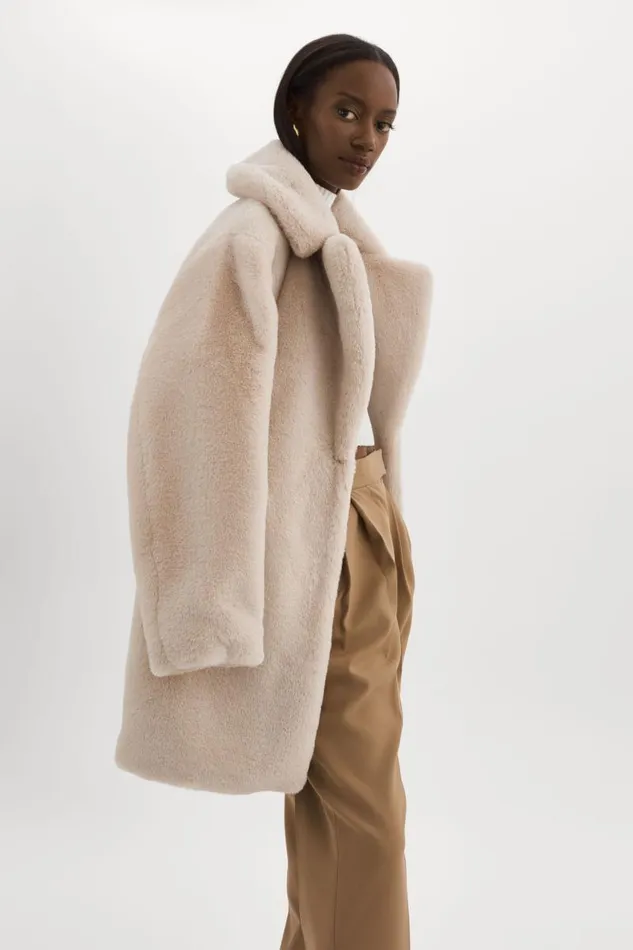 Women LINNEA Faux Fur Coat Oat LAMARQUE Faux Fur Women LINNEA Faux Fur Coat Oat LAMARQUE Faux Fur