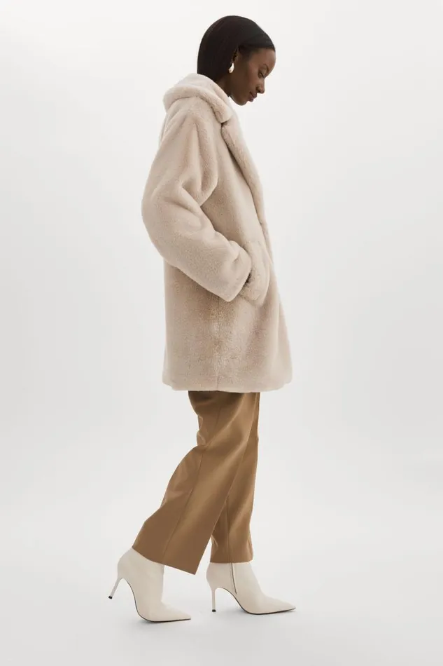 Women LINNEA Faux Fur Coat Oat LAMARQUE Faux Fur Women LINNEA Faux Fur Coat Oat LAMARQUE Faux Fur