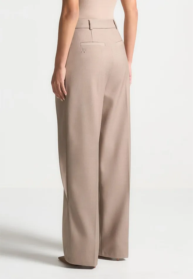 Women Manire De Voir Foldover Tailored Trousers With DRing Belt Taupe