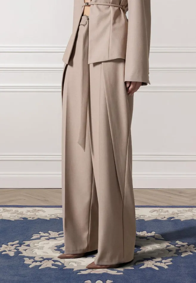 Women Manire De Voir Foldover Tailored Trousers With DRing Belt Taupe