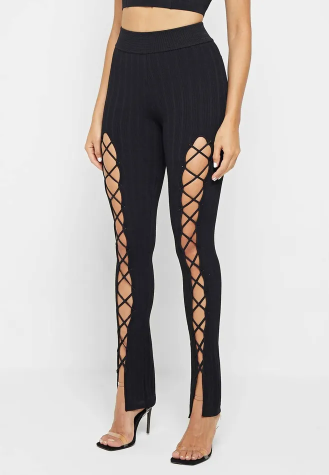 Women Manire De Voir Knitted Lace Up Leggings Black
