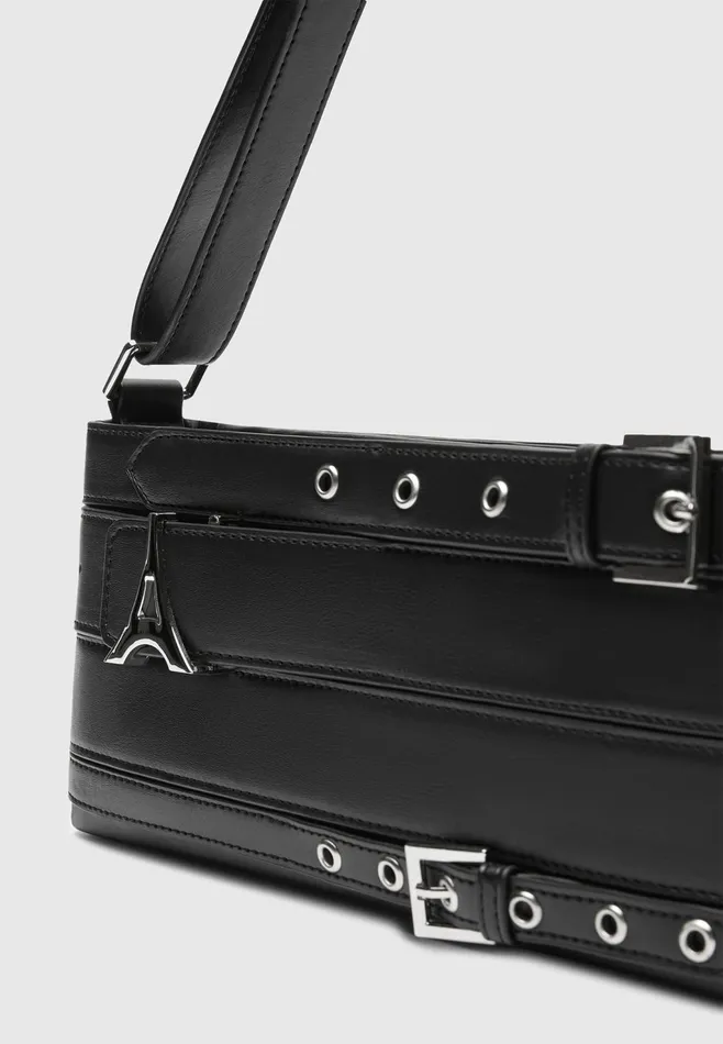 Women Manire De Voir Leather Eiffel Belt Bag Black