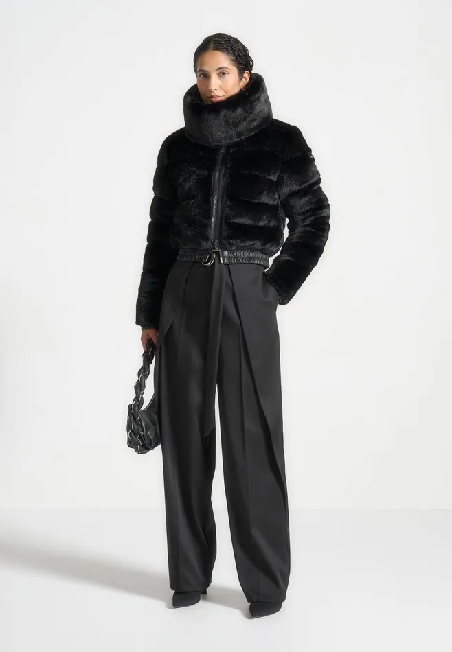 Women Manire De Voir Plush Ribbed Jacket With Neck Scarf Black