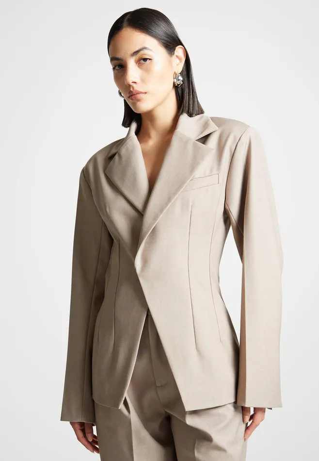 Women Manire De Voir Tailored Double Breasted Blazer Taupe