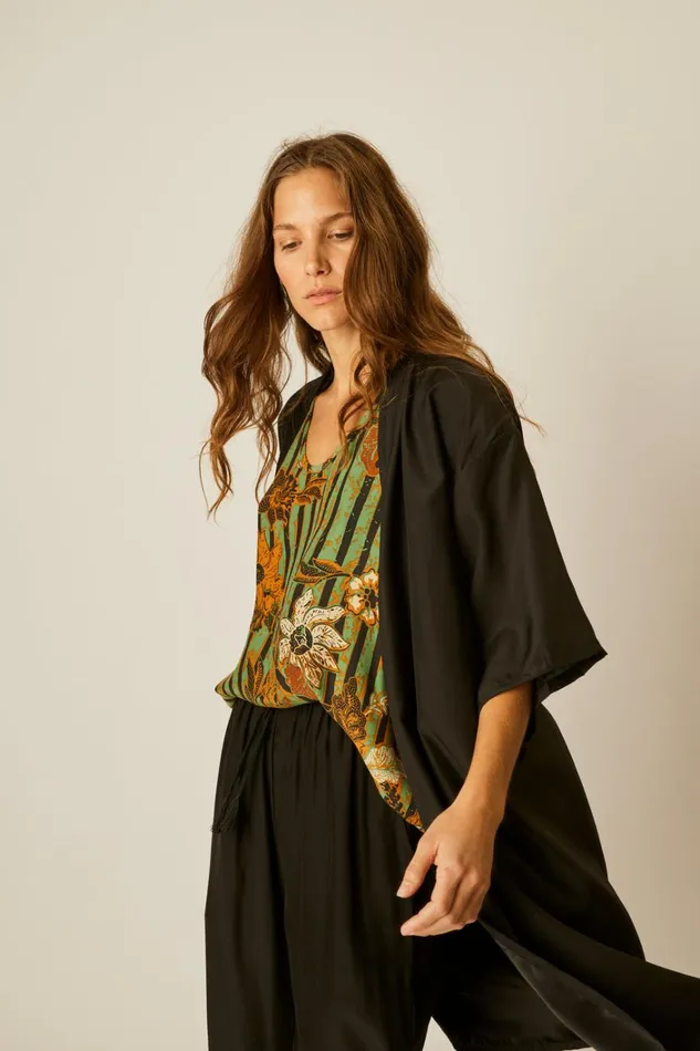 Women Natalie Martin Tops Lennon Kimono Black Silk