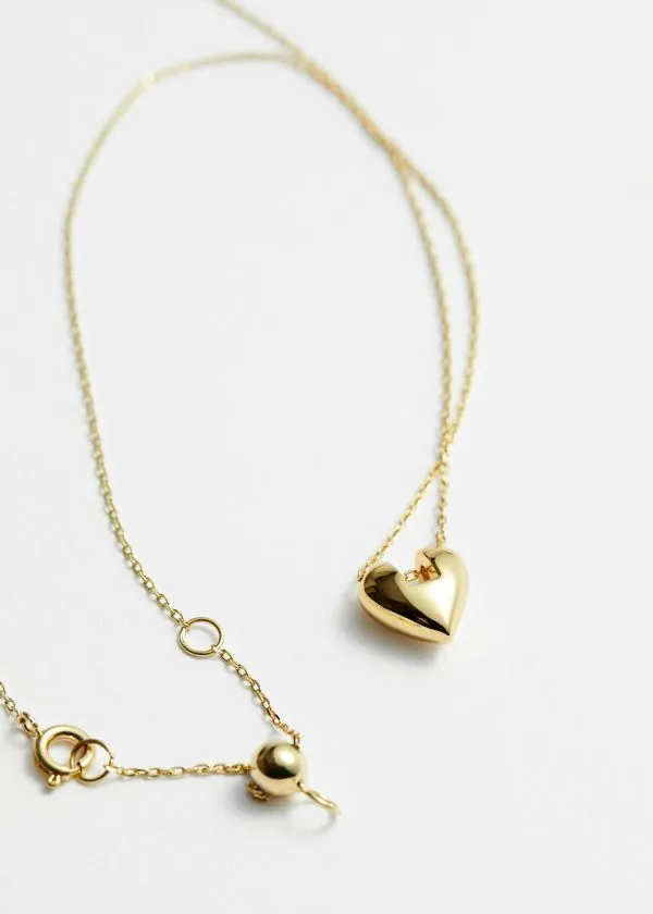 Women Necklaces and Other Stories Heart Chain Necklace Gold