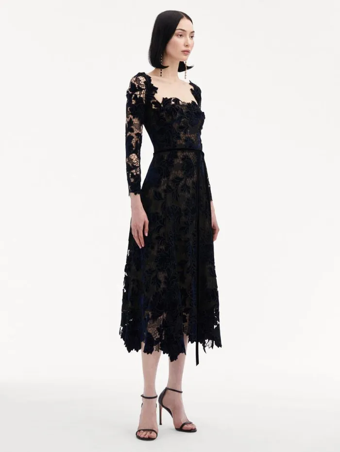 Women Oscar De La Renta Dresses Peony Velvet Guipure Dress Navy Women Oscar De La Renta Dresses Peony Velvet Guipure Dress Navy