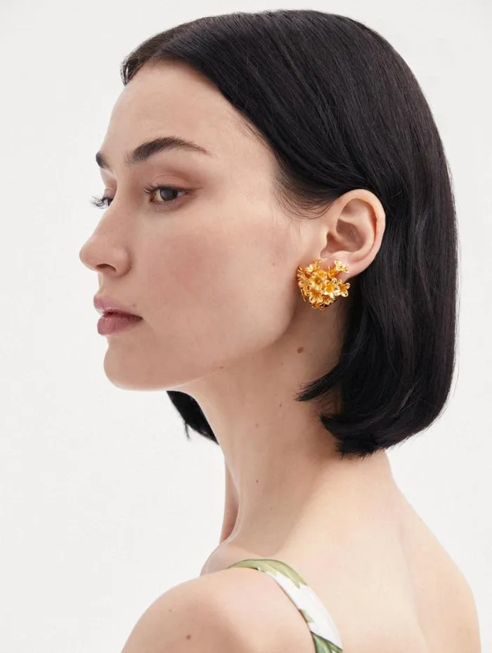 Women Oscar De La Renta Earrings Bouquet Button ClipOn Earrings Gold Women Oscar De La Renta Earrings Bouquet Button ClipOn Earrings Gold