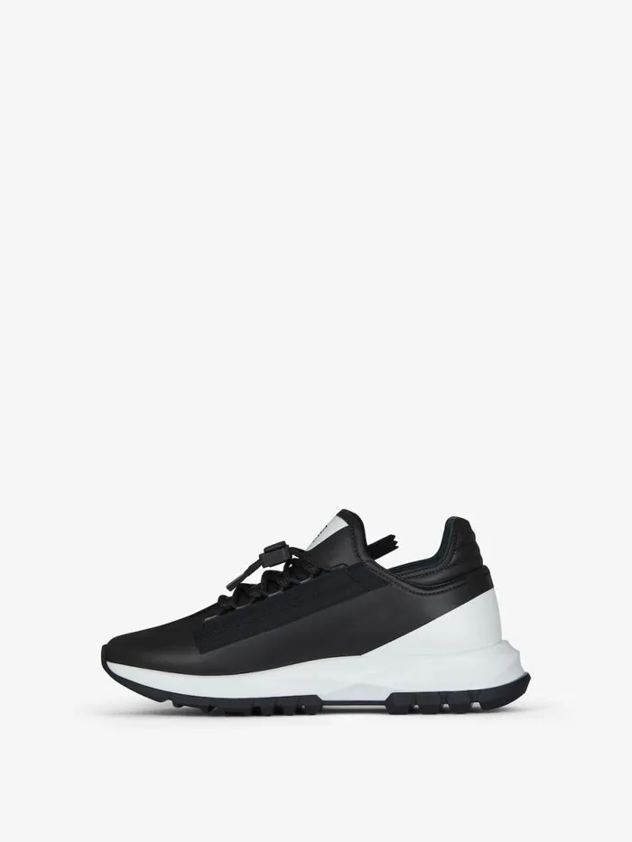 Women Shark Lock Givenchy Spectre Runner Sneakers In Synthetic Leather Blackwhite Women Shark Lock Givenchy Spectre Runner Sneakers In Synthetic Leather Blackwhite